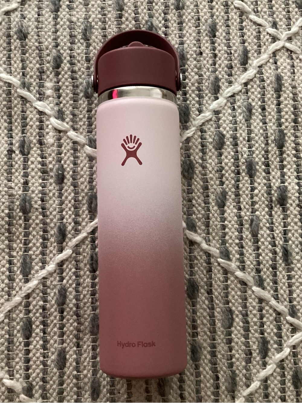 Hydro Flask Bayberry Ombre Limited Edition 24 oz Insulated Bottle